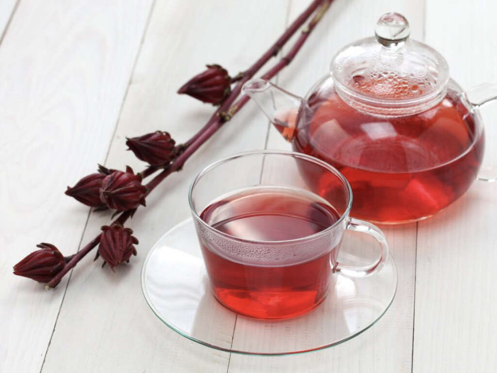 10 Health Benefits of Hibiscus Tea