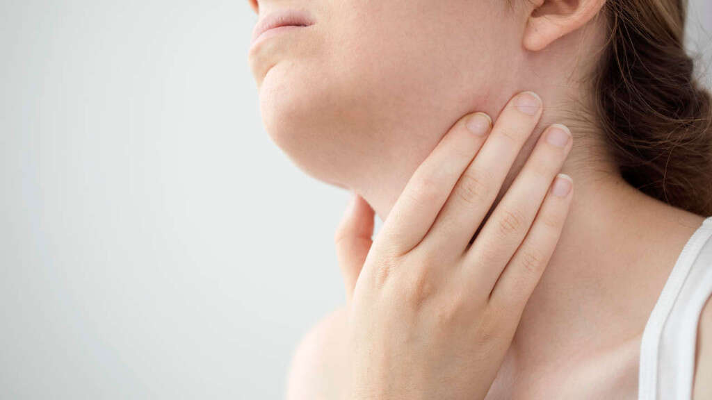 Goiter 10 Goiter Symptoms