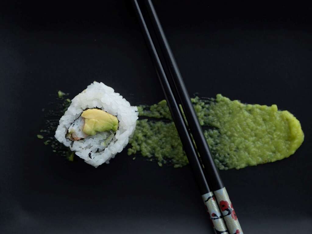 is sushi healthy, sushi health benefits, health benefits of sushi